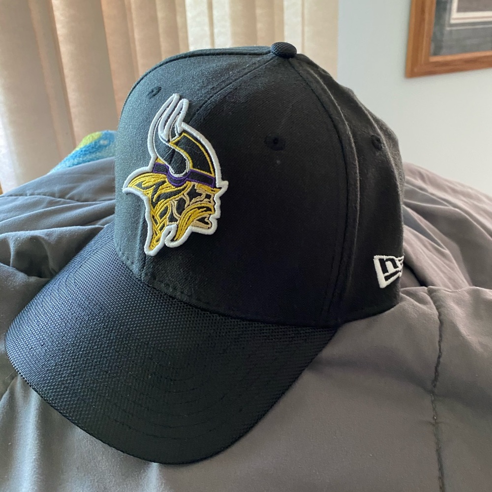 Minnesota Viking fitted hat black